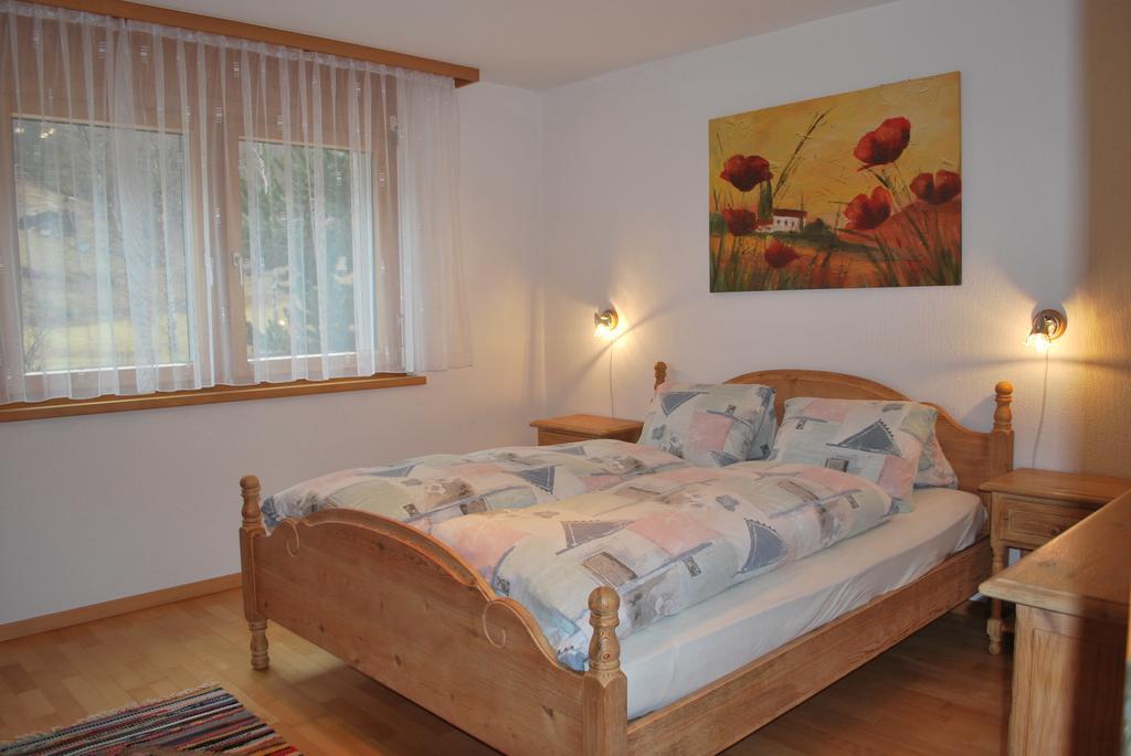Aquarell Apartments Saas-Grund Bilik gambar
